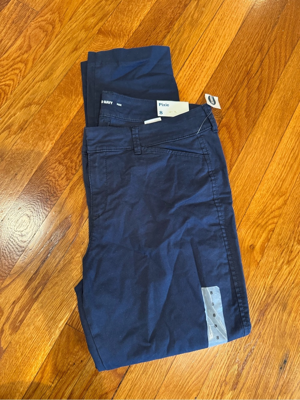 Old Navy Pixie Ankle Pants in Navy Blue